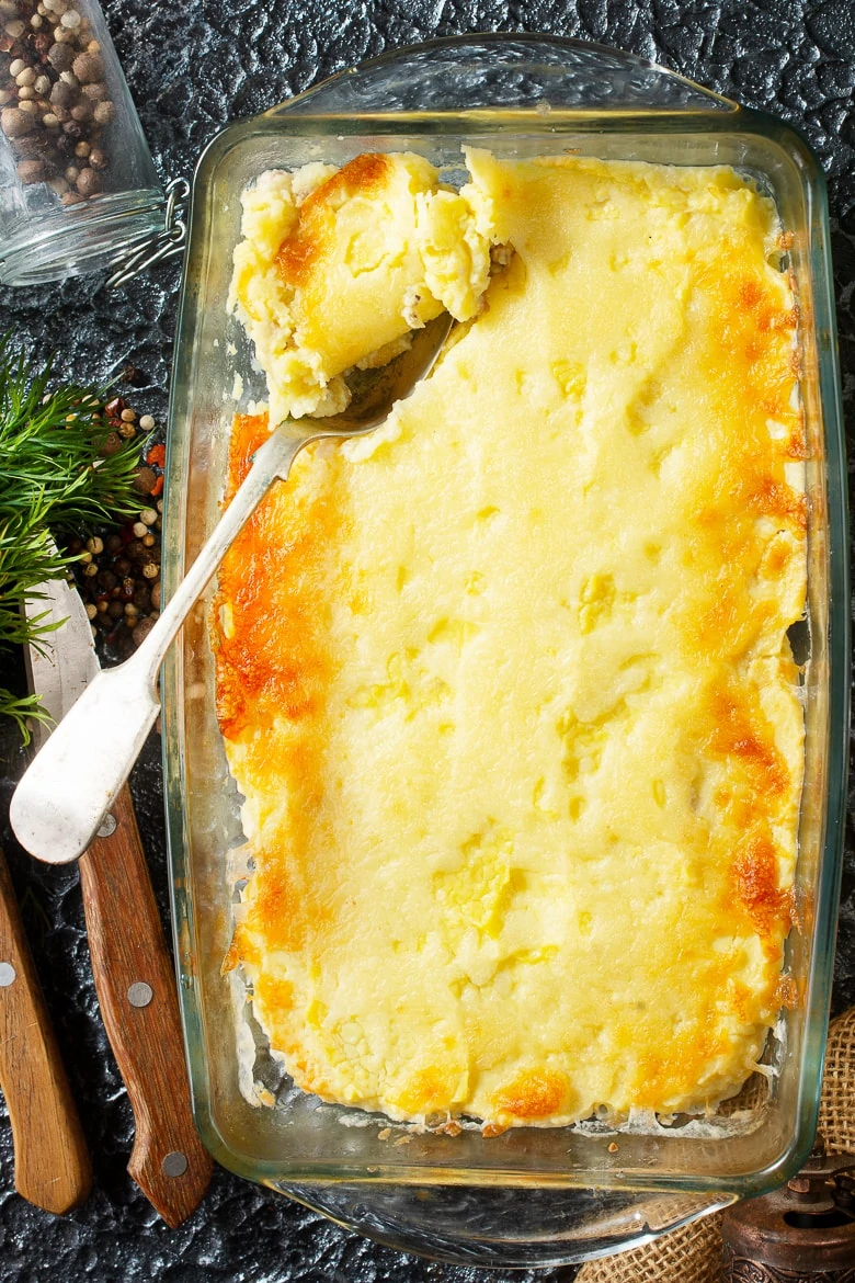 Baked mashed potato with minced beef and cheese