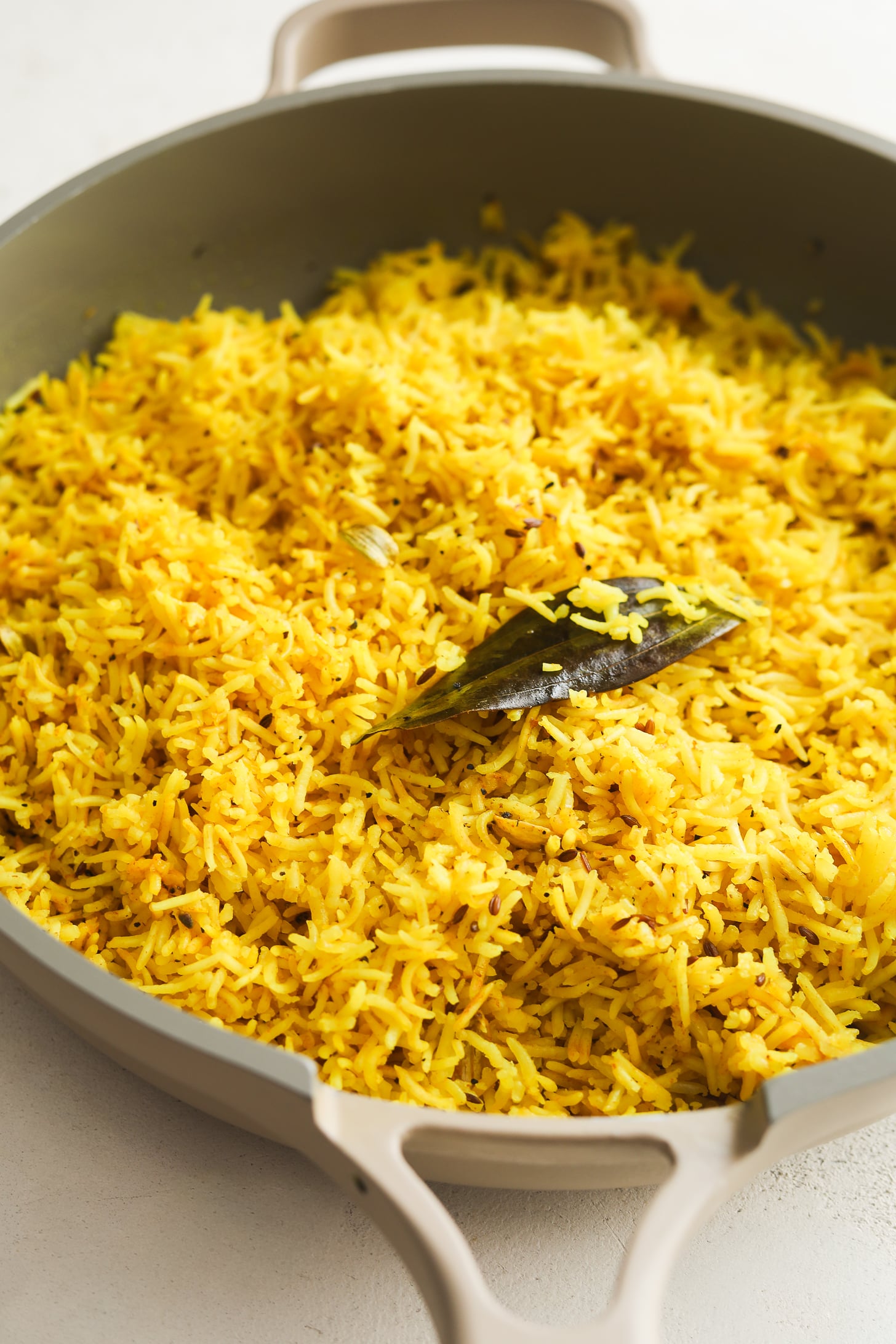 Riz au curcuma indien sur la cuisinière (si facile !)